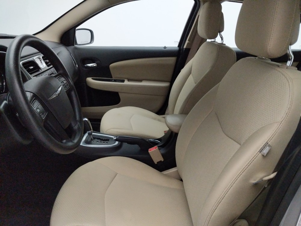 2014 Chrysler 200 - Driver Front Seat