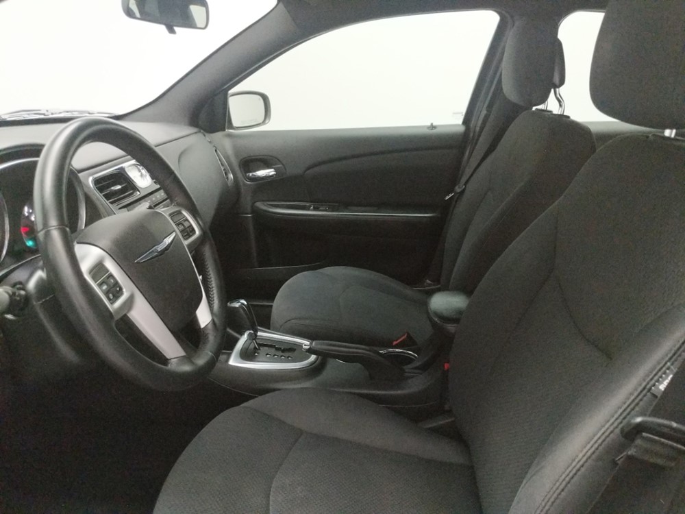 2013 Chrysler 200 - Driver Front Seat