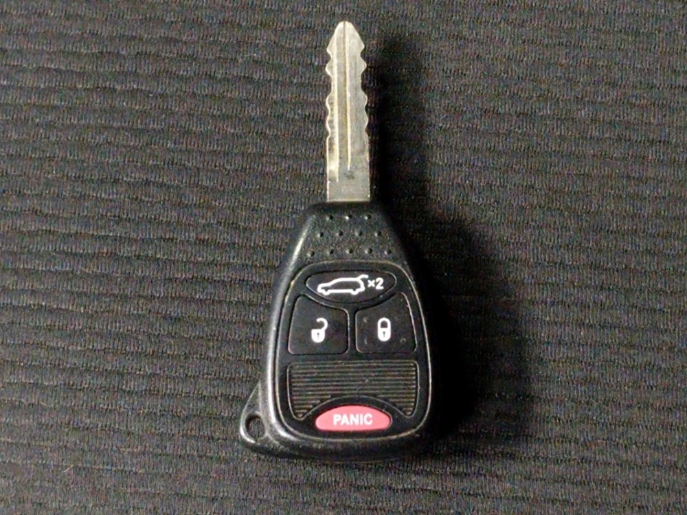 2013 Chrysler 200 - Keys