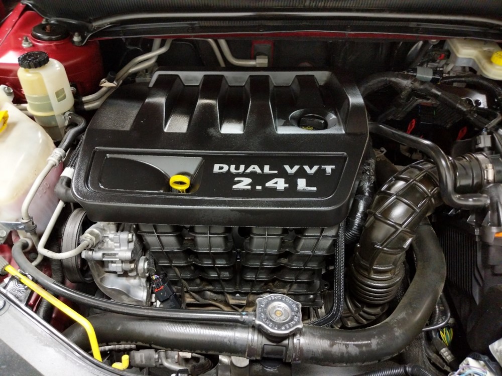 2013 Chrysler 200 - Engine