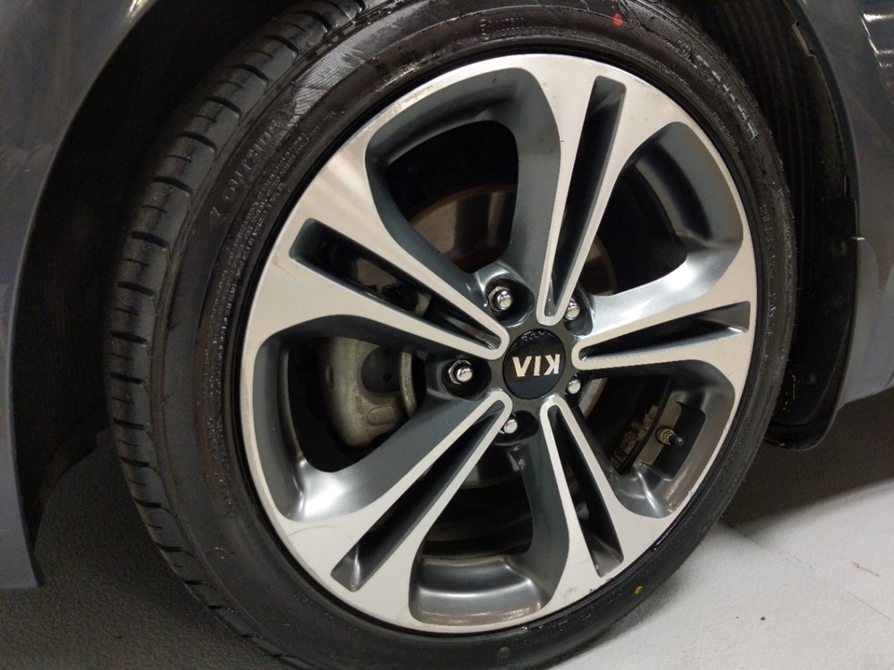 2014 Kia Forte - Wheel