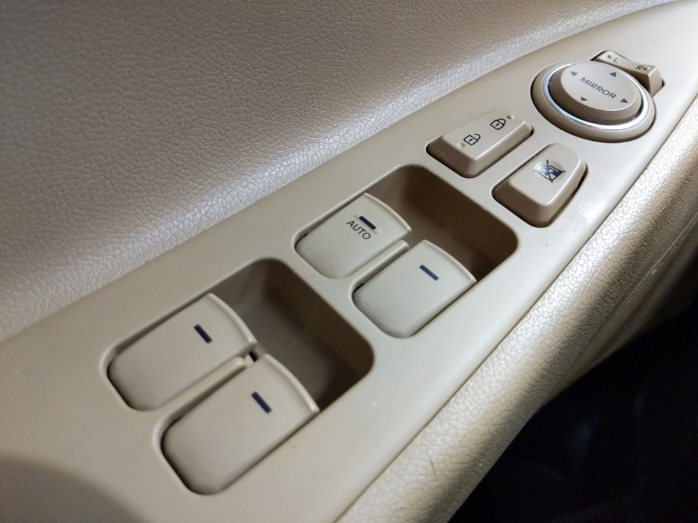 2013 Hyundai Sonata - Driver Power Windows/Lock Control