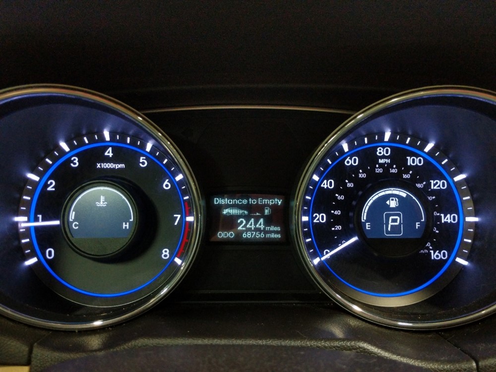 2013 Hyundai Sonata - Odometer Close Up