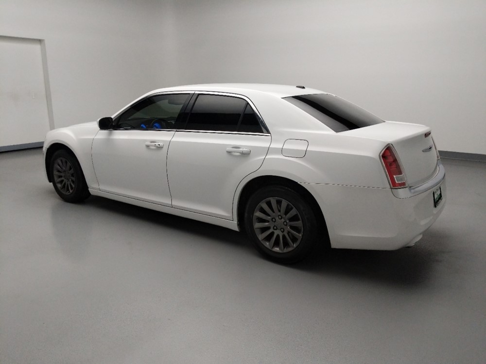2013 Chrysler 300 - Driver Rear Side