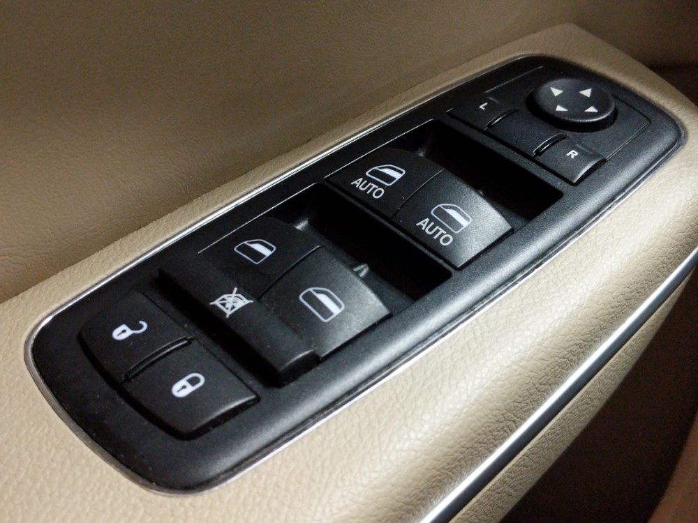 2013 Chrysler 300 - Driver Power Windows/Lock Control