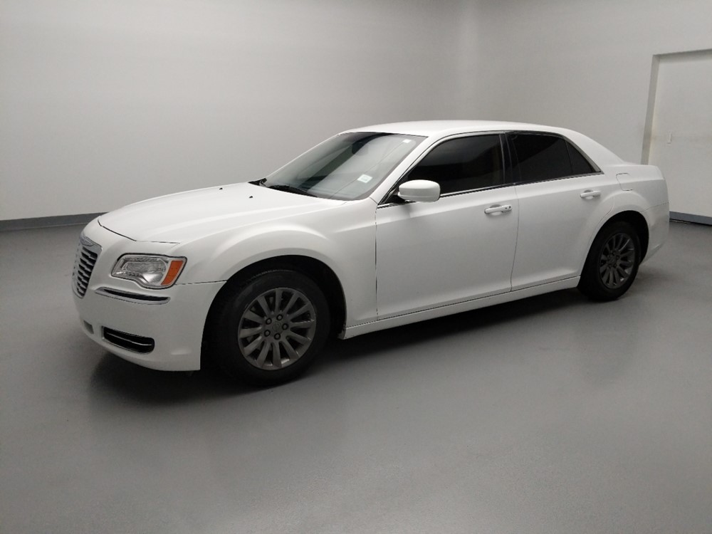 2013 Chrysler 300 - Driver Front Side