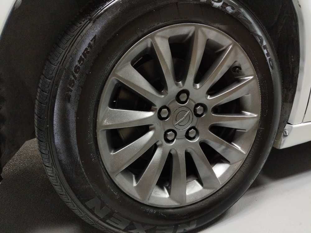 2013 Chrysler 300 - Wheel