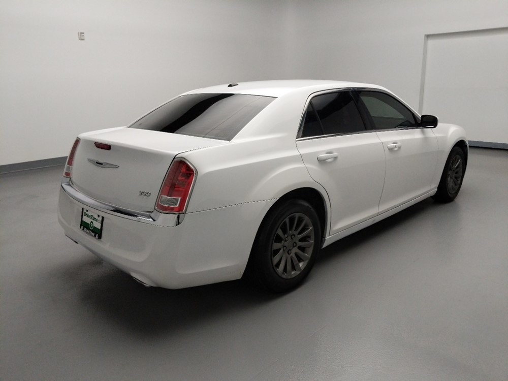 2013 Chrysler 300 - Passenger Rear Bumper