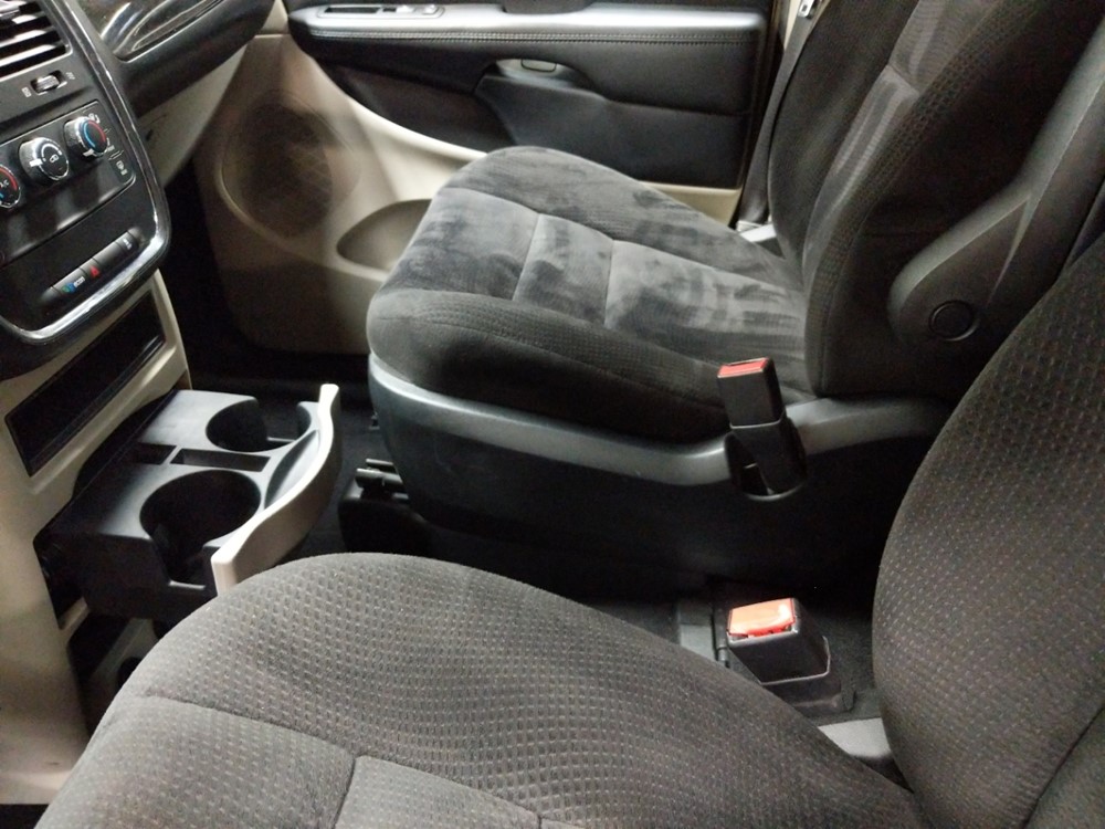 2014 Dodge Grand Caravan - Center Console/Cup Holders
