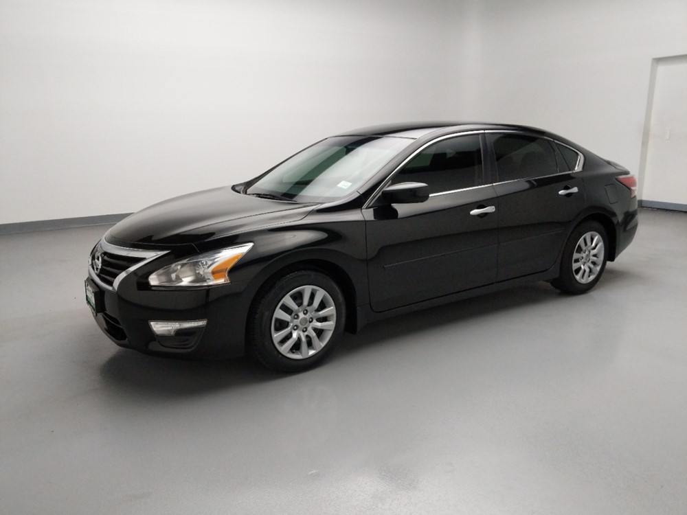 2015 Nissan Altima - Driver Front Side