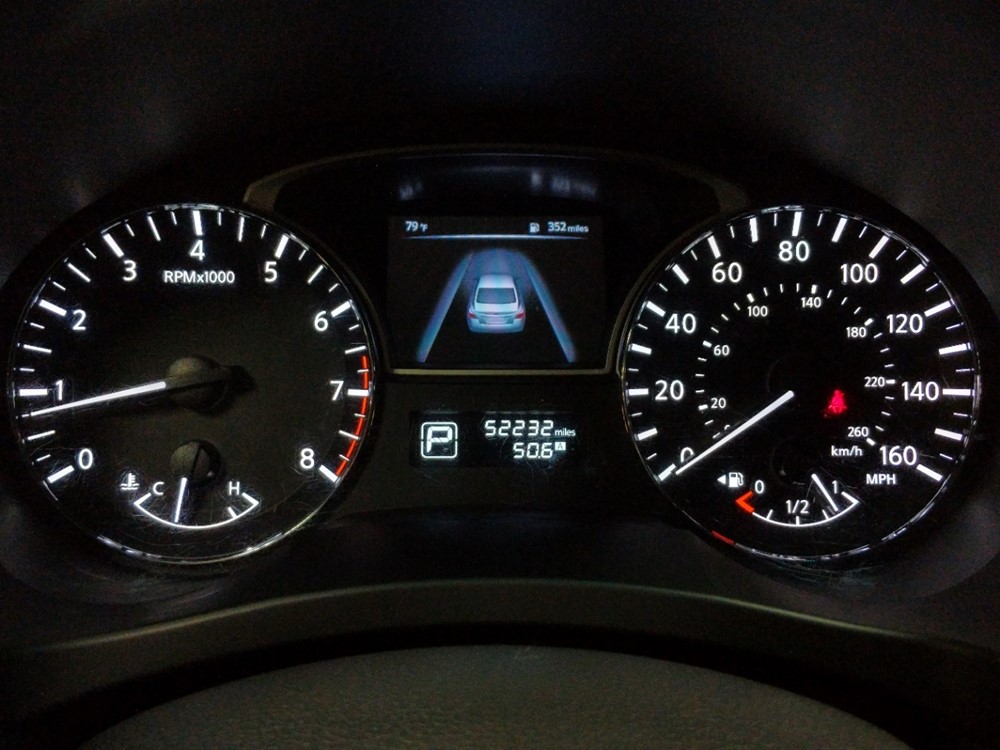 2015 Nissan Altima - Odometer Close Up