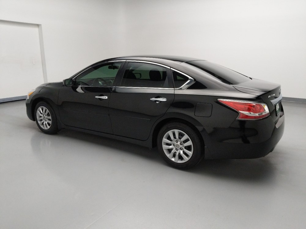 2015 Nissan Altima - Driver Rear Side