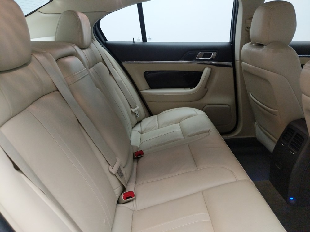 2014 Lincoln MKS - Passenger Rear Seat