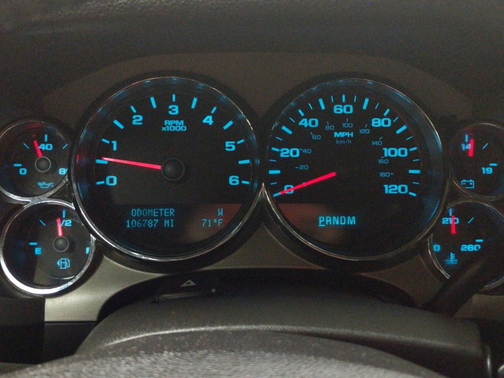 2009 Chevrolet Silverado 1500 - Odometer Close Up