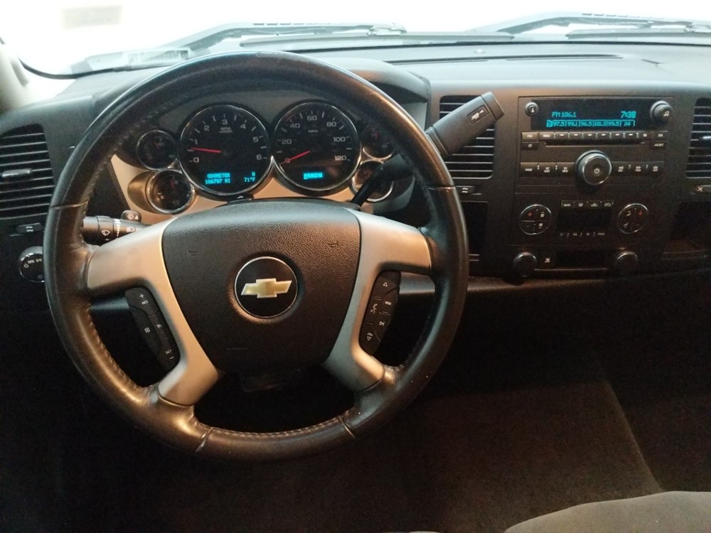2009 Chevrolet Silverado 1500 - Driver Dash