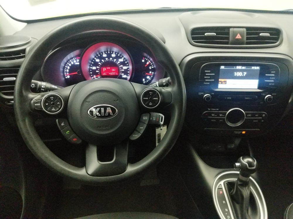 2017 Kia Soul - Driver Dash