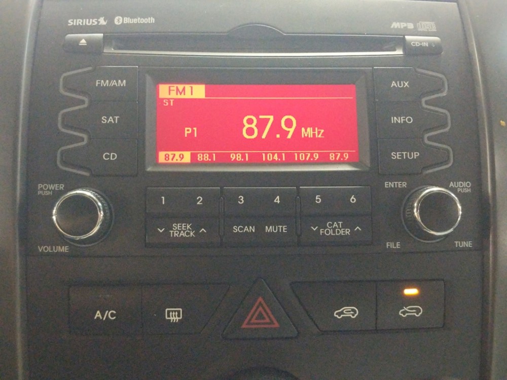 2013 Kia Sorento - Stereo Package