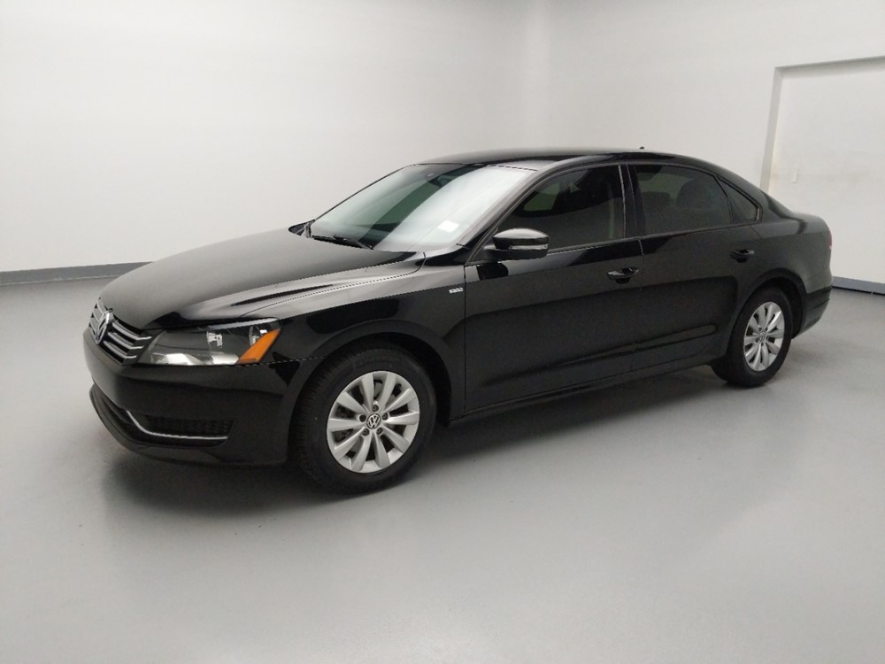 2015 Volkswagen Passat - Driver Front Side