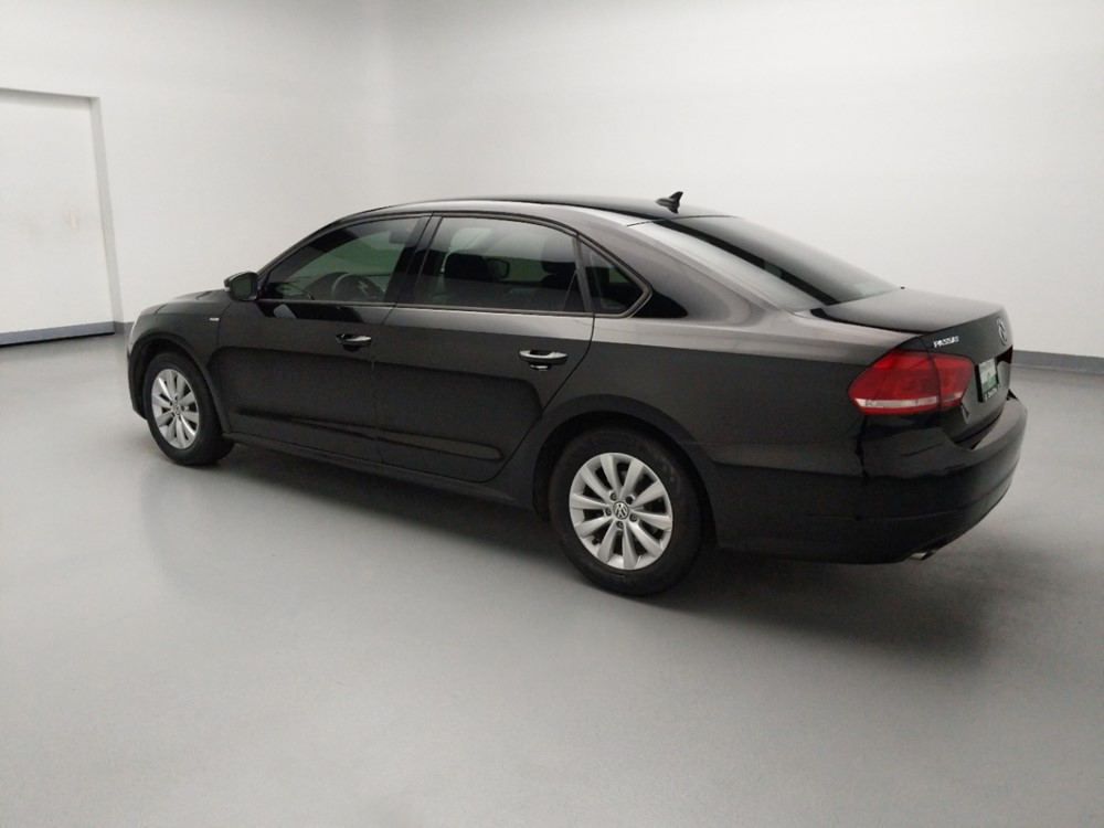 2015 Volkswagen Passat - Driver Rear Side