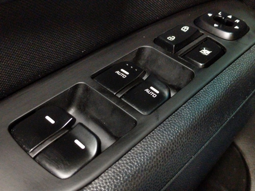 2015 Kia Soul - Driver Power Windows/Lock Control