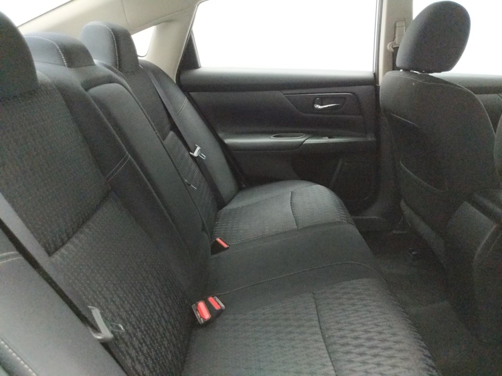 2016 Nissan Altima - Passenger Rear Seat