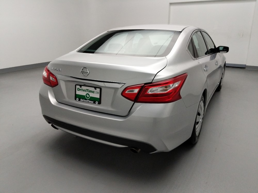 2016 Nissan Altima - Passenger Rear Trunk