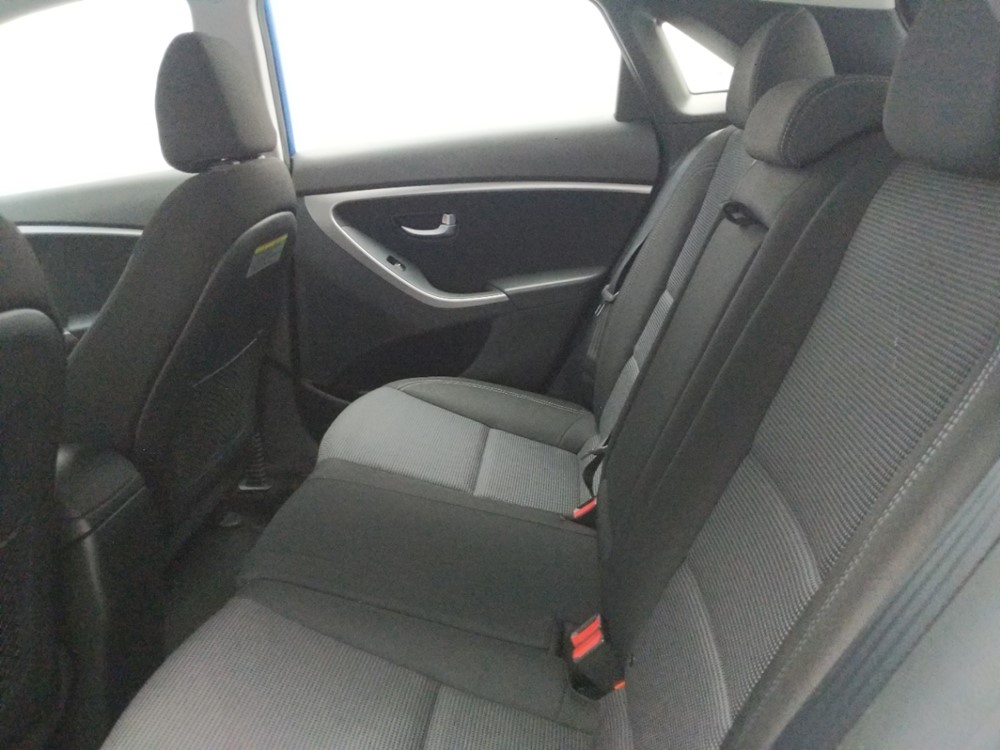 2017 Hyundai Elantra - Driver Rear Seat
