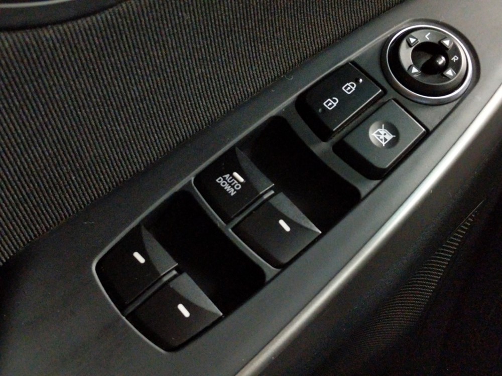2017 Hyundai Elantra - Driver Power Windows/Lock Control