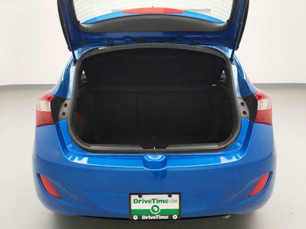 2017 Hyundai Elantra - Trunk