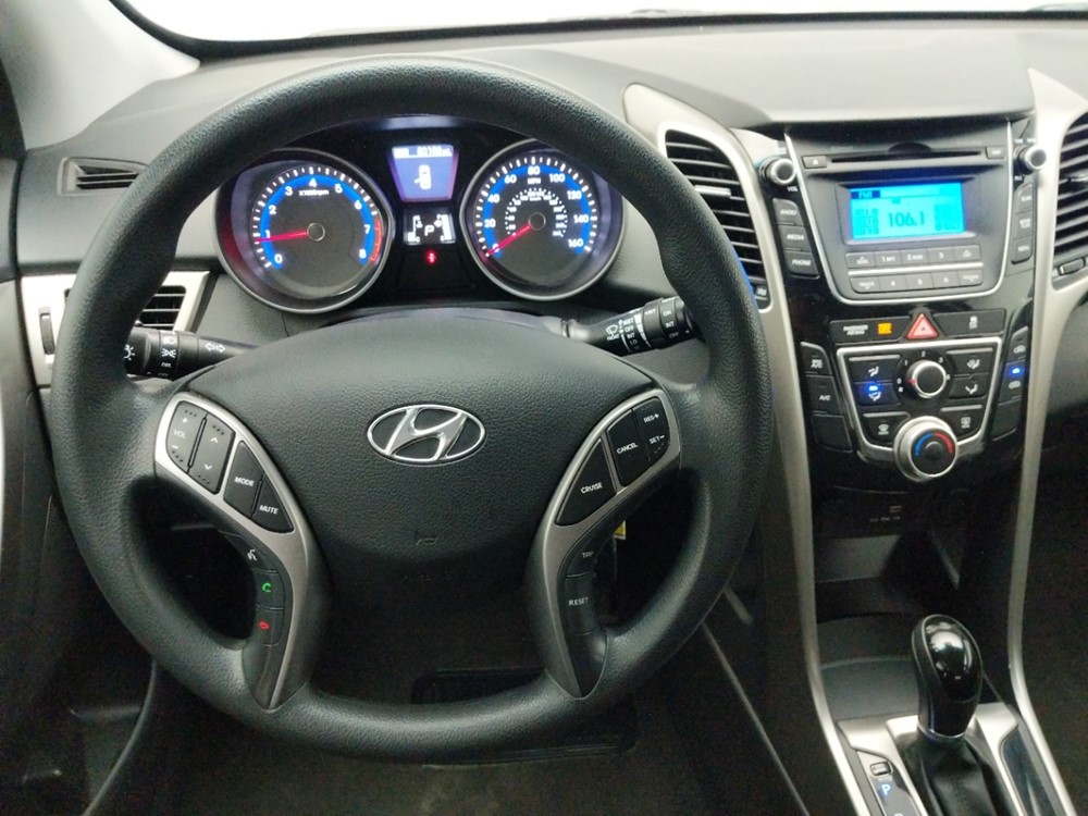 2017 Hyundai Elantra - Driver Dash