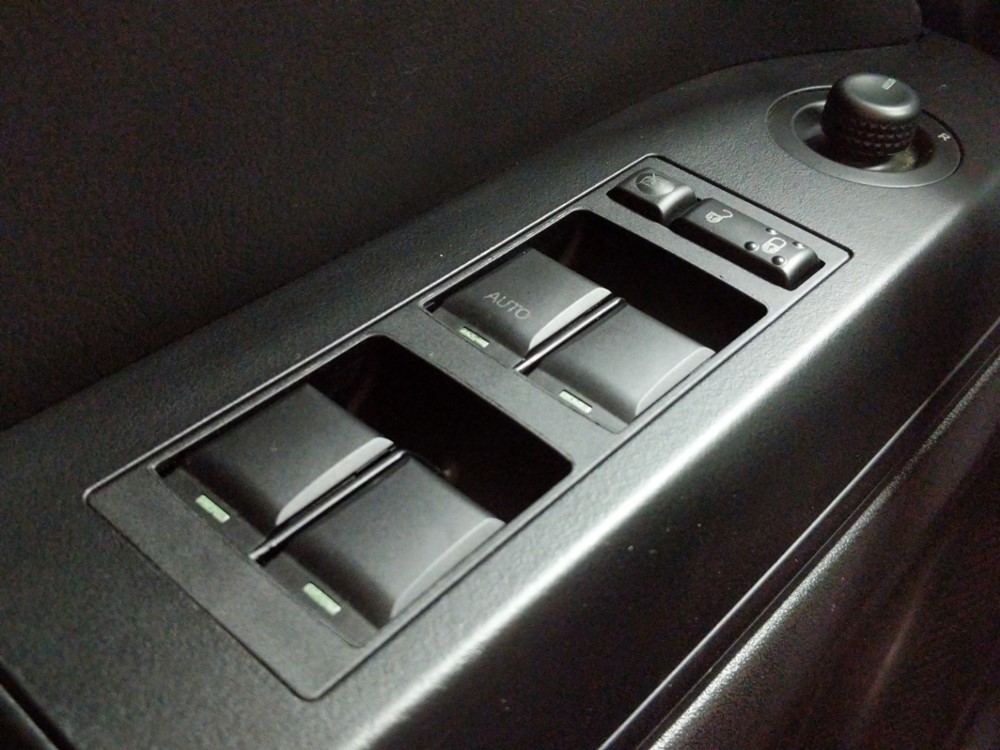 2014 Jeep Compass - Driver Power Windows/Lock Control
