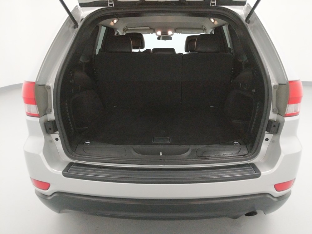 2011 Jeep Grand Cherokee - Trunk