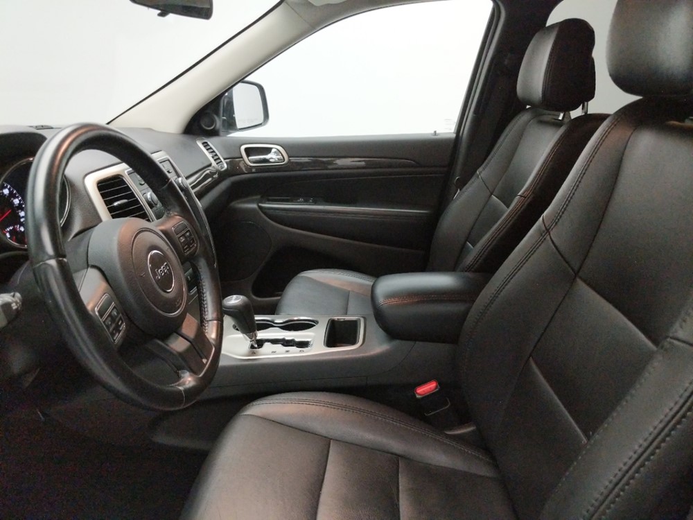 2011 Jeep Grand Cherokee - Driver Front Seat