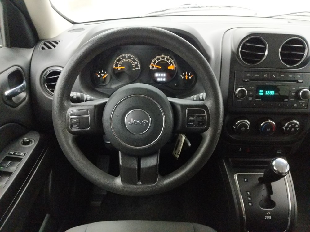 2015 Jeep Patriot - Driver Dash