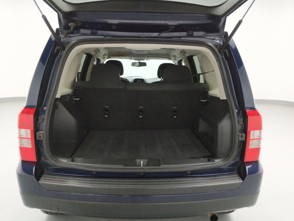2015 Jeep Patriot - Trunk