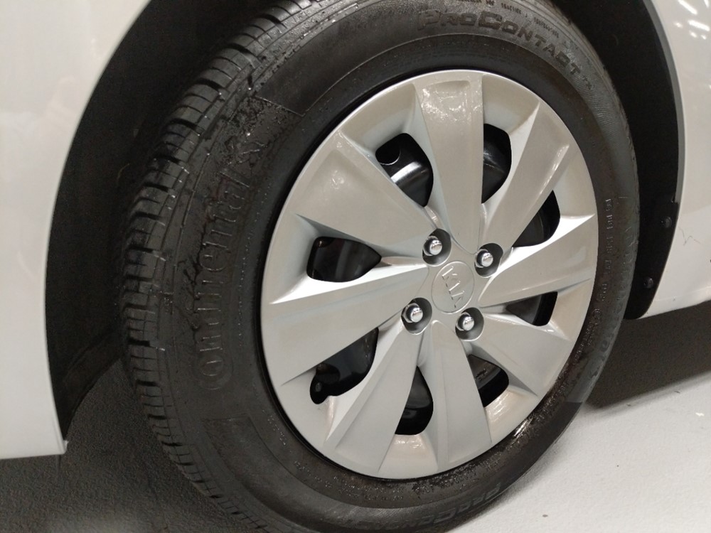 2018 Kia Rio - Wheel
