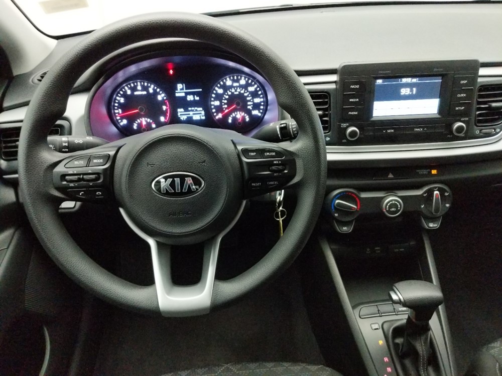2018 Kia Rio - Driver Dash