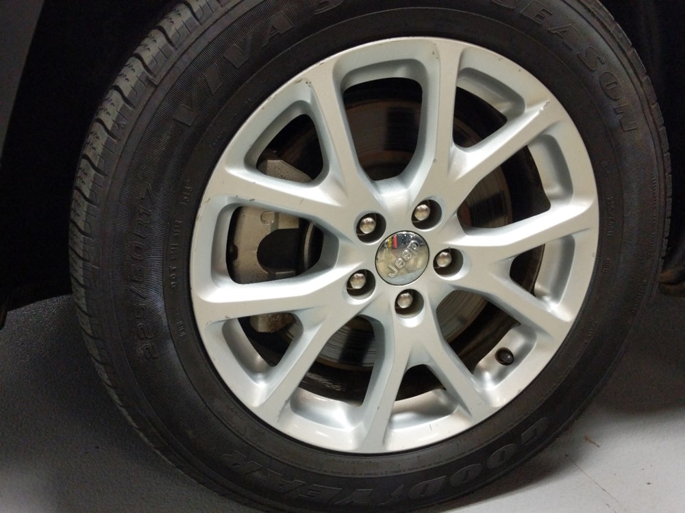 2014 Jeep Cherokee - Wheel