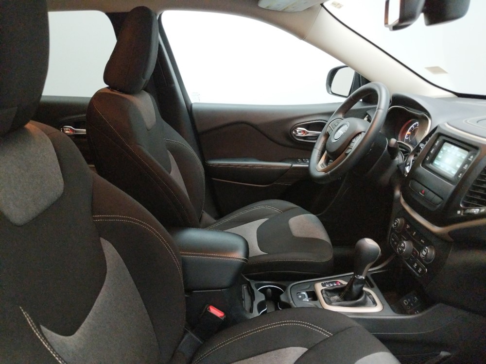 2014 Jeep Cherokee - Passenger Front Seat