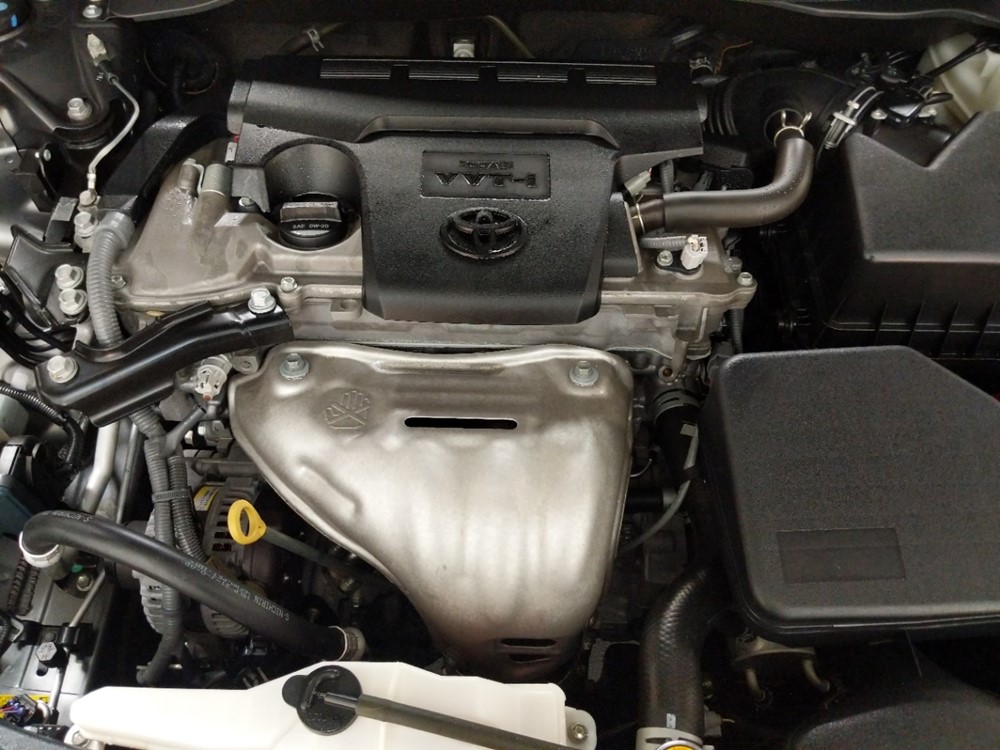 2014 Toyota Camry - Engine