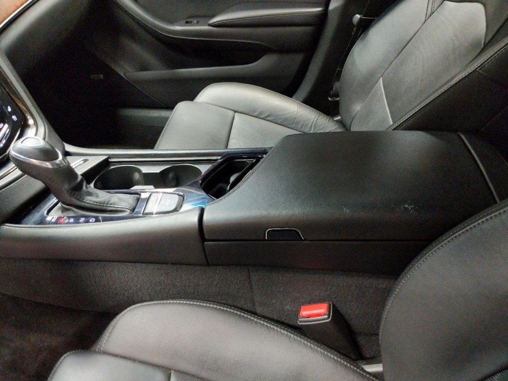 2016 Cadillac CTS - Center Console/Cup Holders