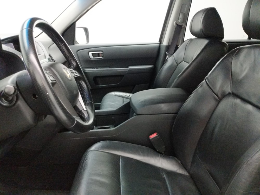 2011 Honda Pilot - Driver Front Seat