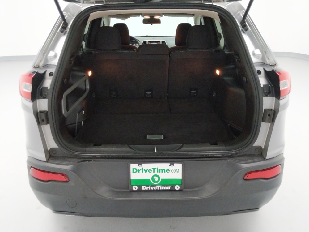 2015 Jeep Cherokee - Trunk