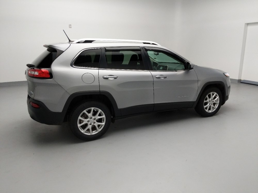 2015 Jeep Cherokee - Passenger Rear Side