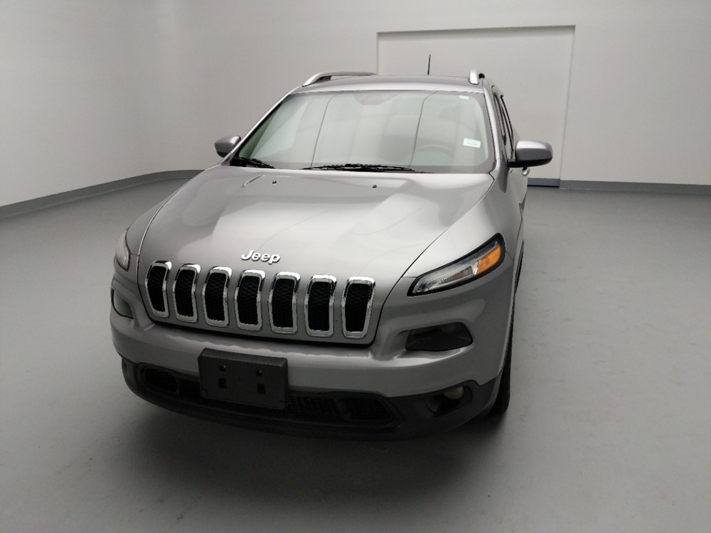 2015 Jeep Cherokee - Driver Front Hood