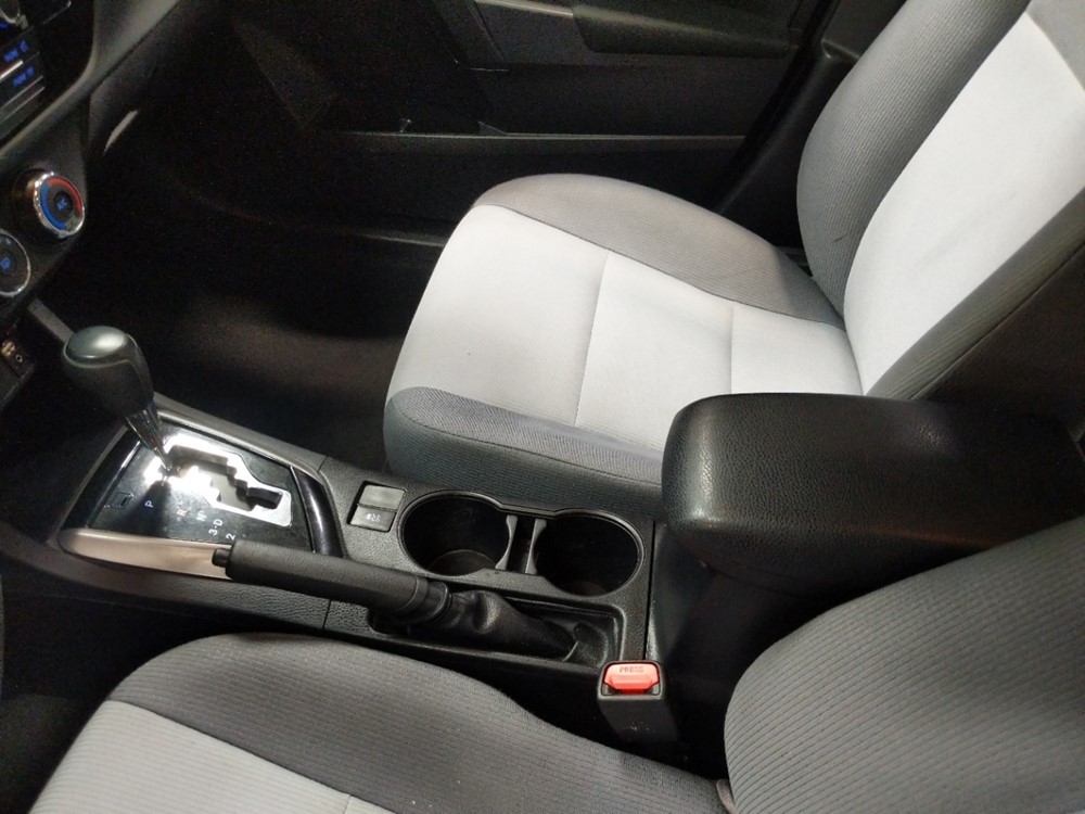 2015 Toyota Corolla - Center Console/Cup Holders