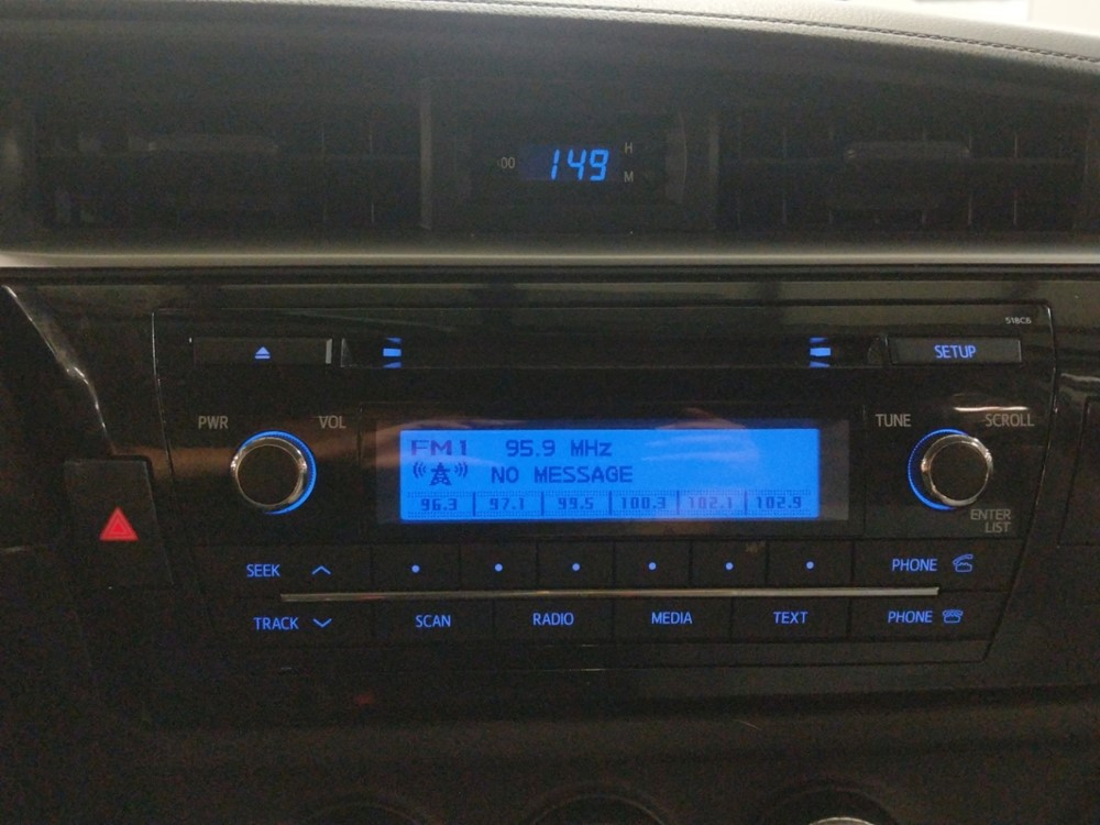 2015 Toyota Corolla - Stereo Package
