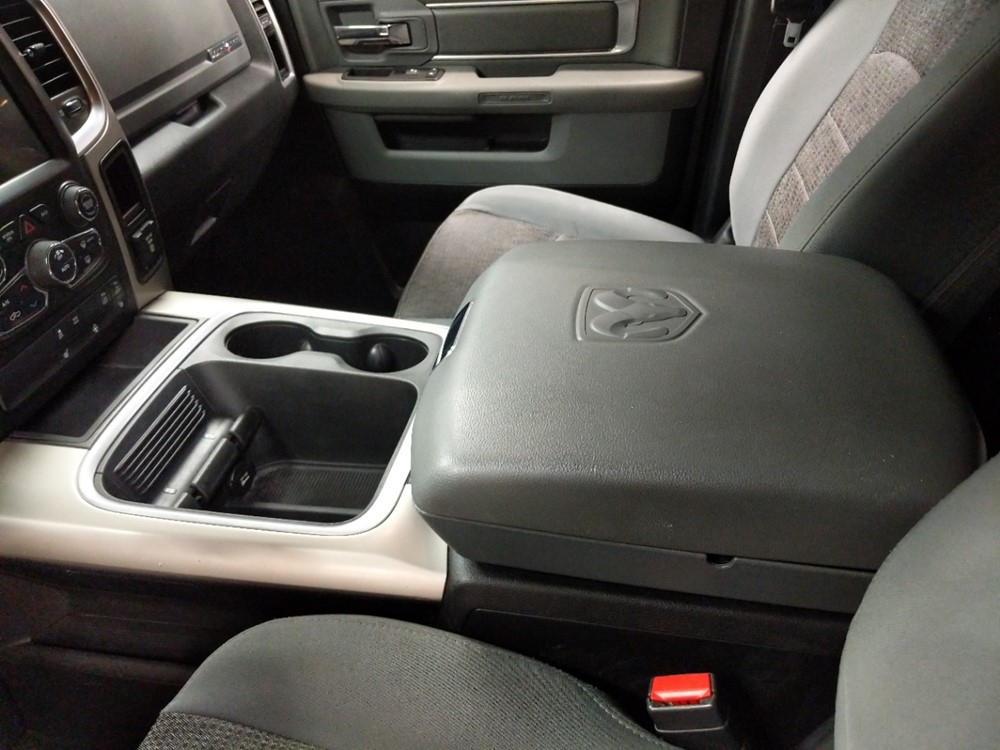2016 Dodge Ram 1500 - Center Console/Cup Holders