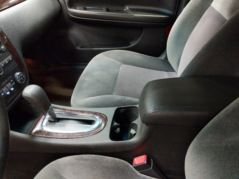 2016 Chevrolet Impala - Center Console/Cup Holders
