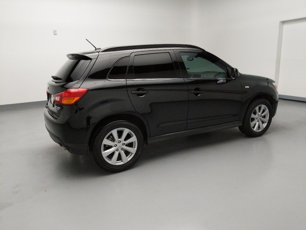 2015 Mitsubishi Outlander - Passenger Rear Side